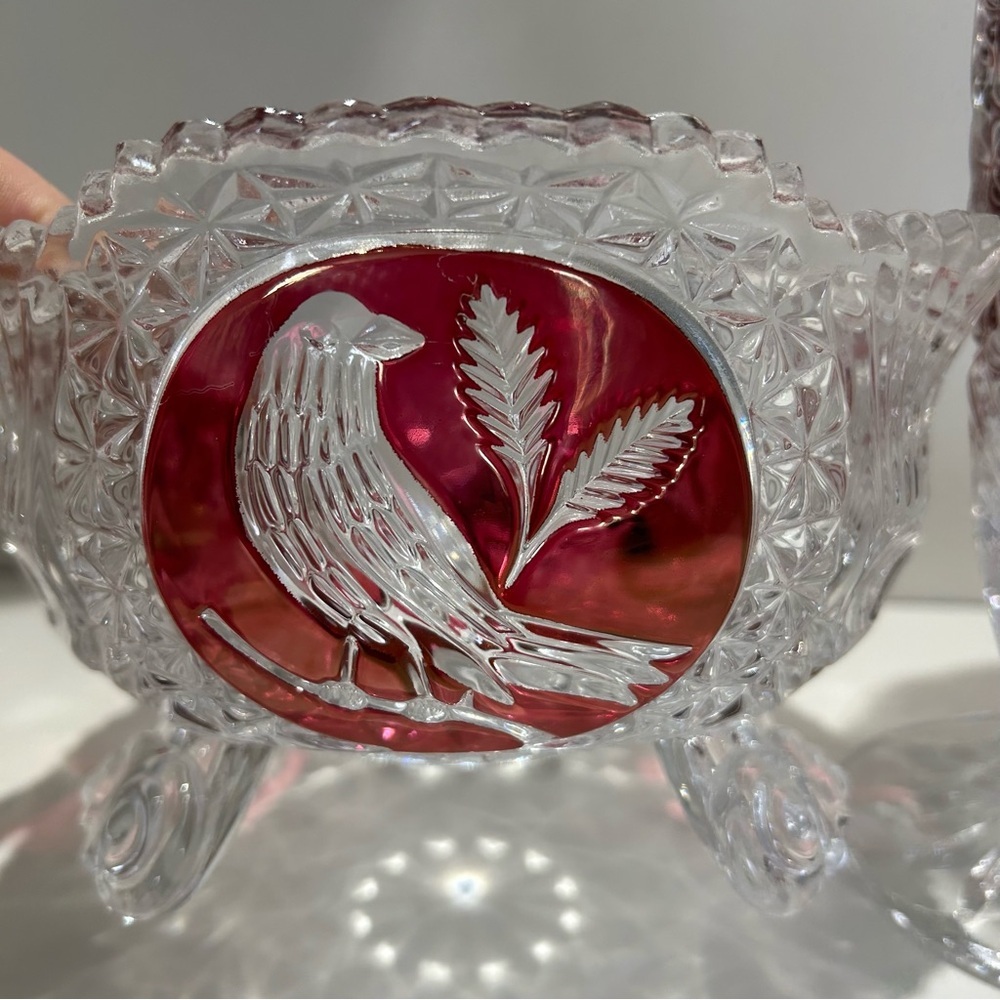 Elegant Crystal Vase and Bowl Set with Red Accents - Picture 4 of 7